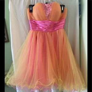 Prom dress/ neblon